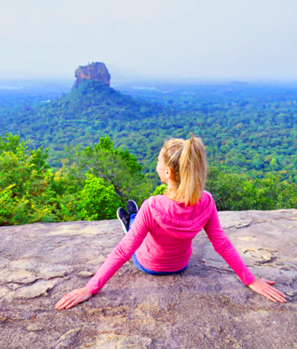Sigiriya & Hiriwadunna Tour